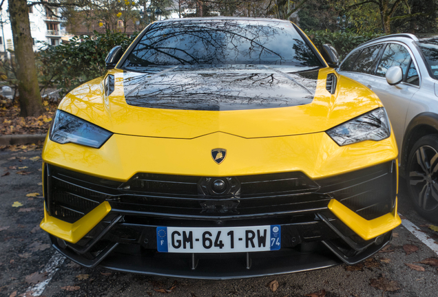 Lamborghini Urus Performante