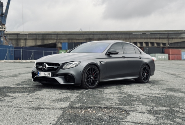 Mercedes-AMG E 63 S W213