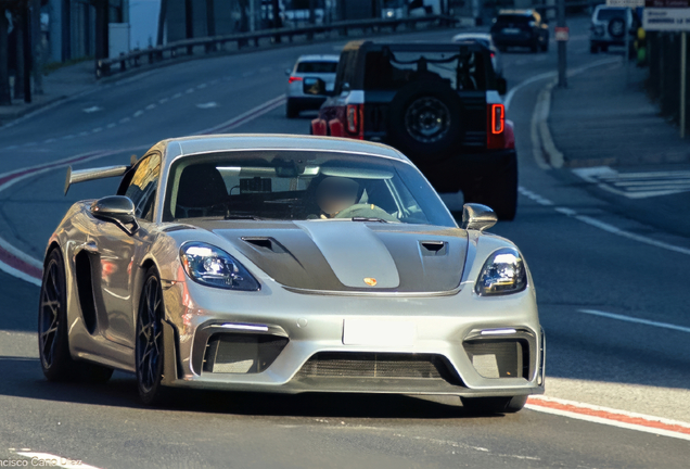 Porsche 718 Cayman GT4 RS Weissach Package