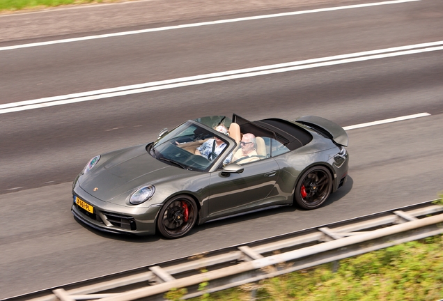 Porsche 992 Carrera 4 GTS Cabriolet MkI