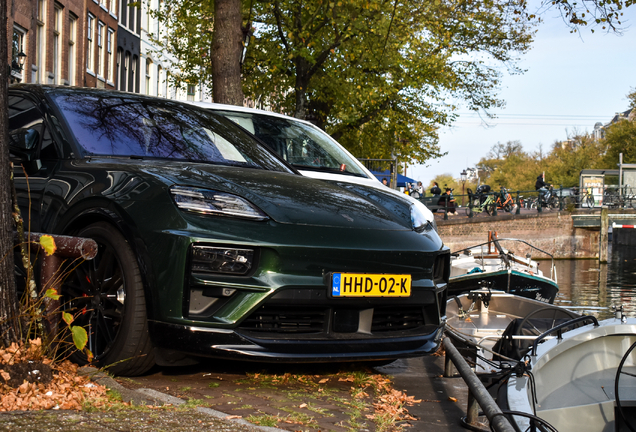 Porsche Macan EV Turbo