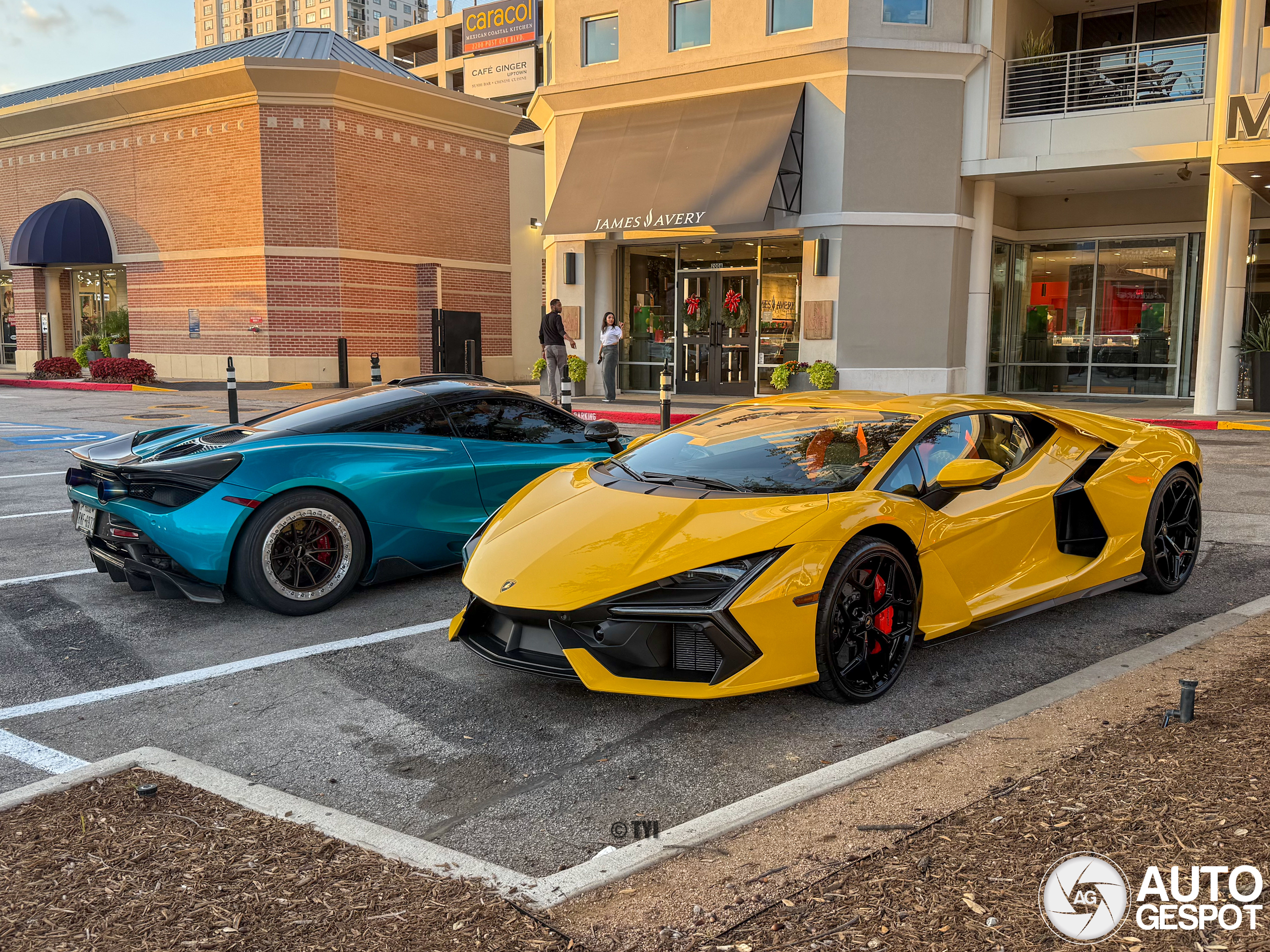 Lamborghini Revuelto