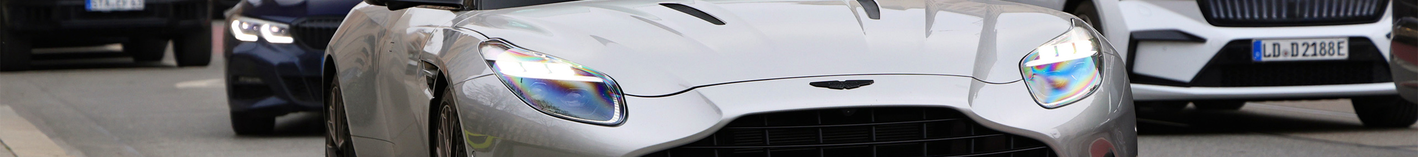 Aston Martin DB12