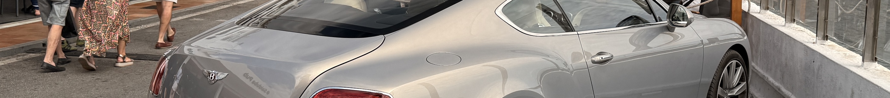 Bentley Continental GT V8