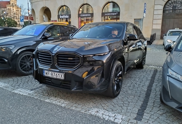 BMW XM G09
