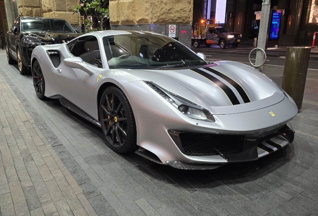 Ferrari 488 Pista
