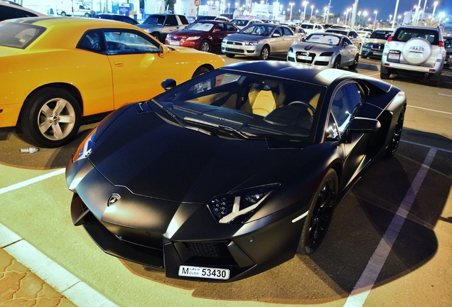 Lamborghini Aventador LP700-4