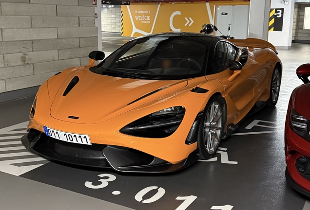 McLaren 765LT