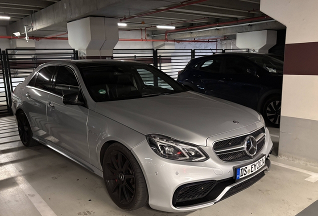 Mercedes-Benz E 63 AMG S W212