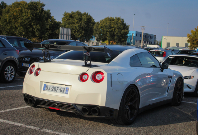 Nissan GT-R 2014