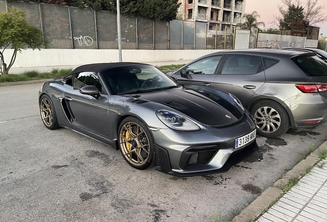 Porsche 718 Spyder RS Weissach Package