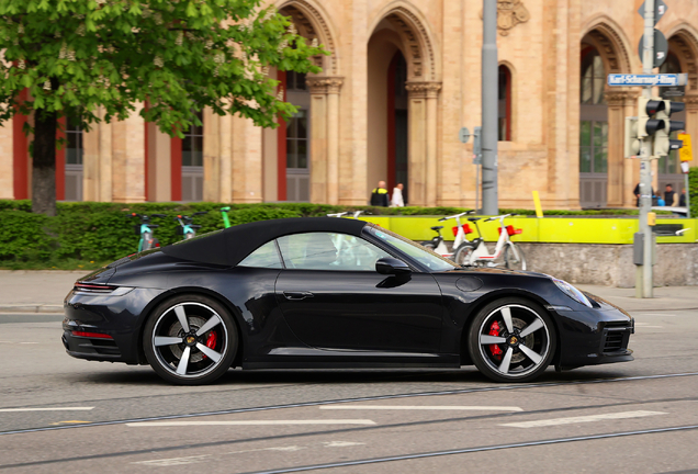 Porsche 992 Carrera 4S Cabriolet MkI