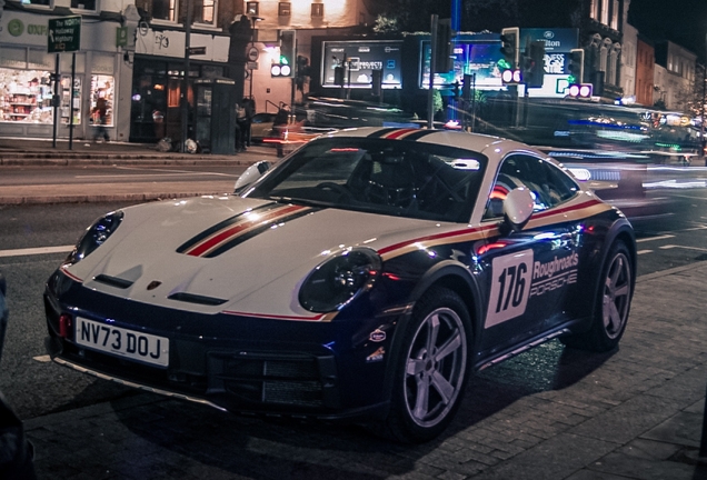 Porsche 992 Dakar