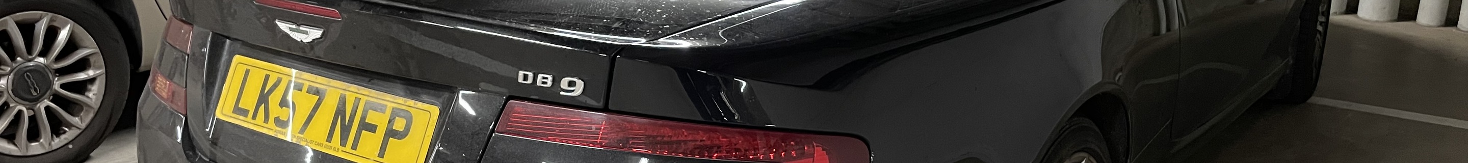 Aston Martin DB9 Volante