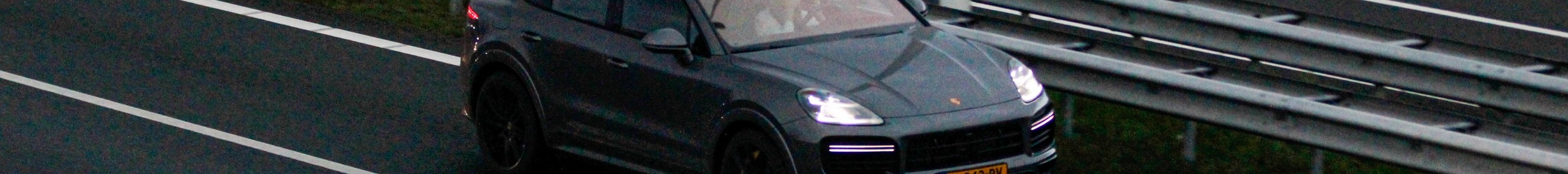 Porsche Cayenne Coupé Turbo S E-Hybrid