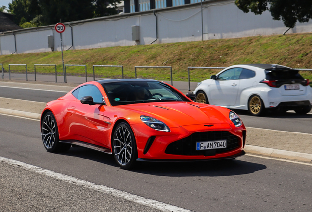 Aston Martin Vantage 2024