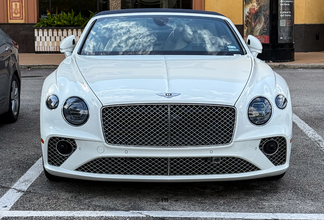 Bentley Continental GTC V8 2020