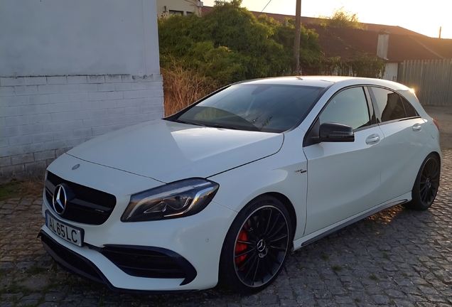 Mercedes-AMG A 45 W176 2015