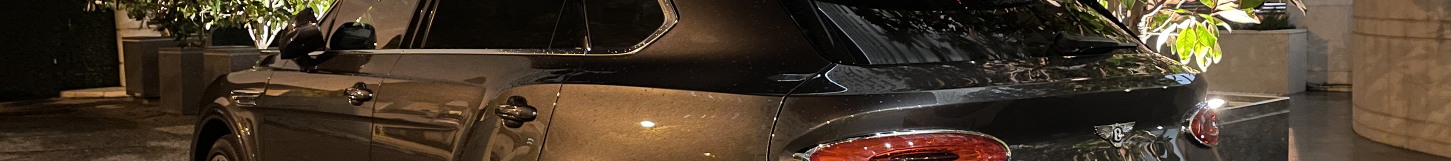 Bentley Bentayga V8 2021