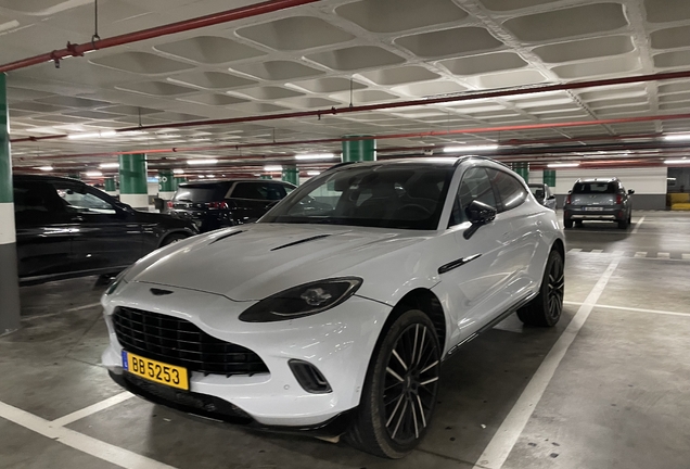 Aston Martin DBX