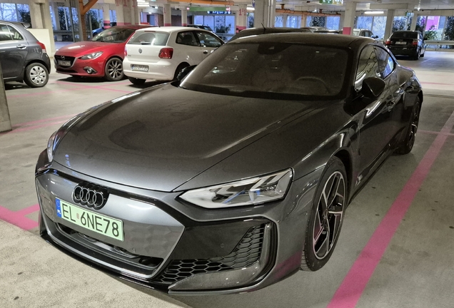 Audi RS E-Tron GT 2025