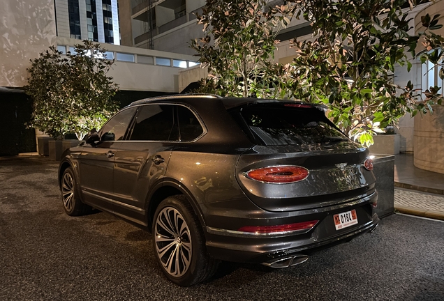 Bentley Bentayga V8 2021