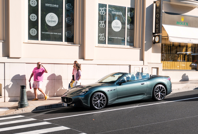 Maserati GranCabrio Modena 2025