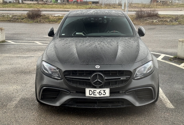 Mercedes-AMG E 63 S W213