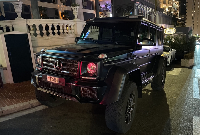 Mercedes-Benz G 500 4X4²