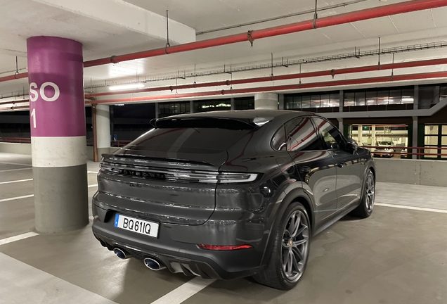 Porsche Cayenne Coupé Turbo E-Hybrid