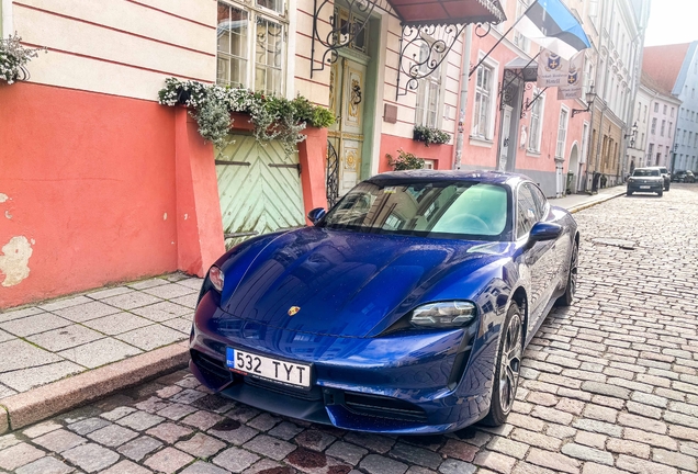Porsche Taycan Turbo