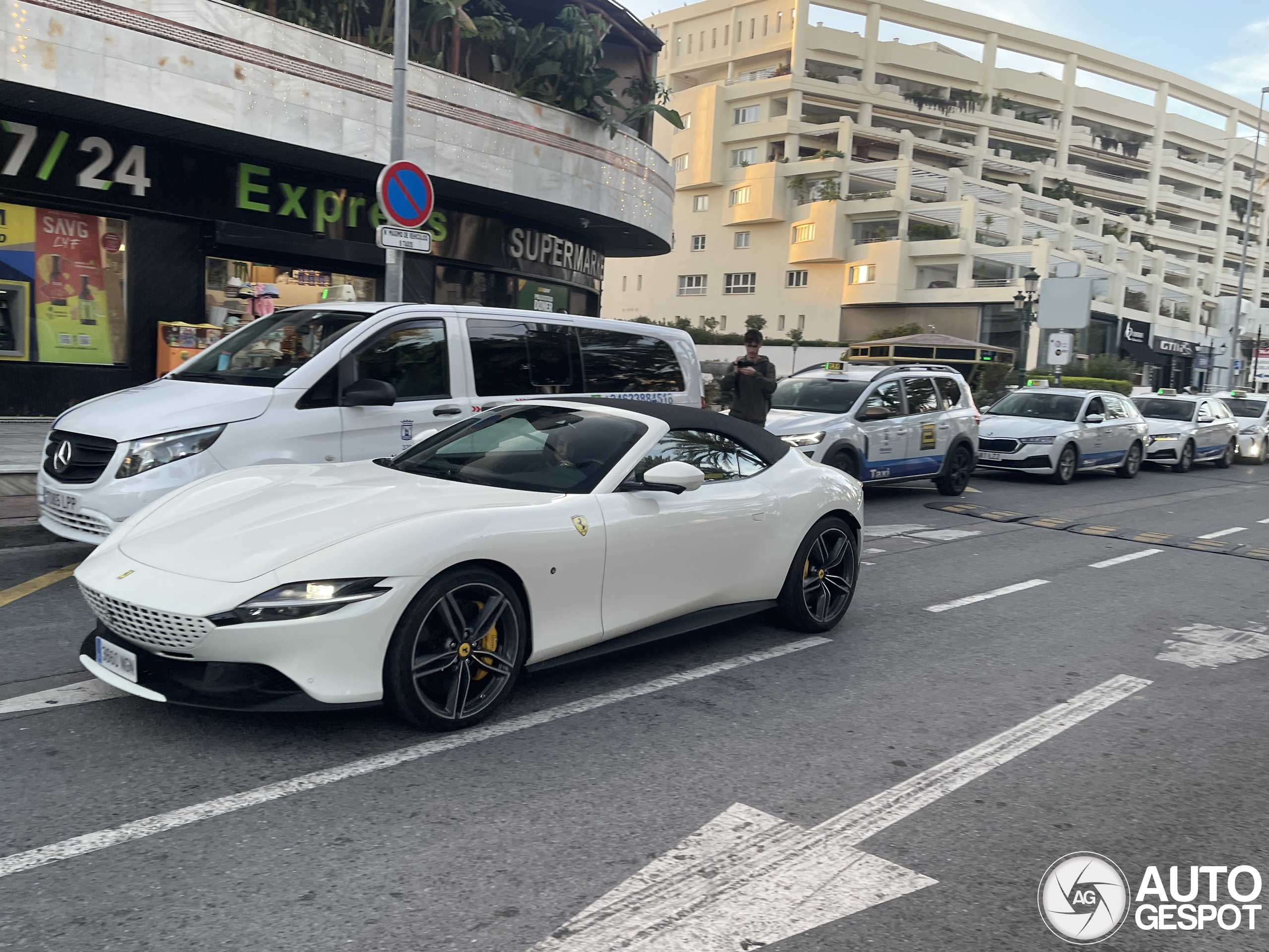 ferrari-roma-spider-2ab01-