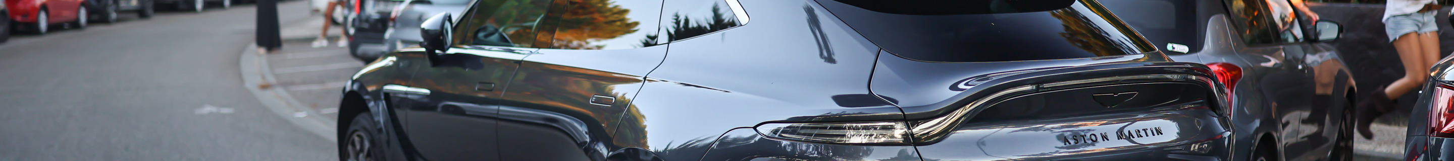 Aston Martin DBX