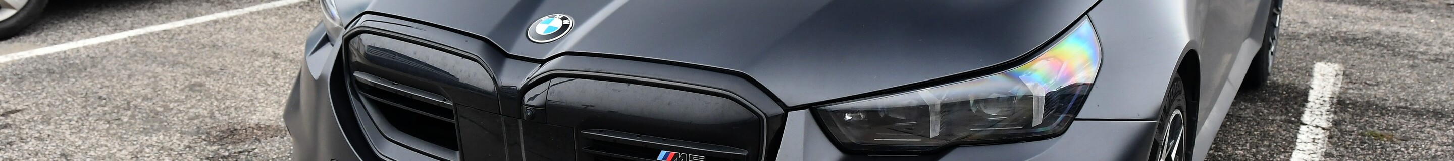 BMW M5 G90