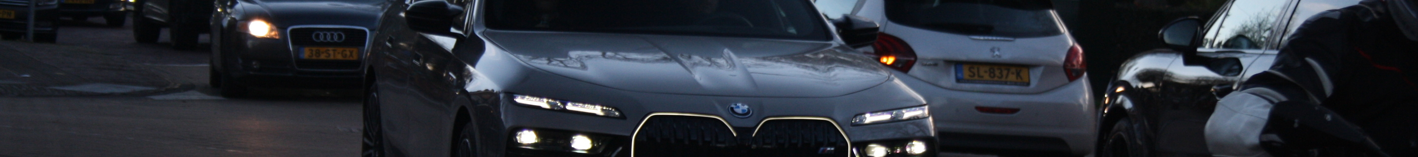 BMW M760e xDrive