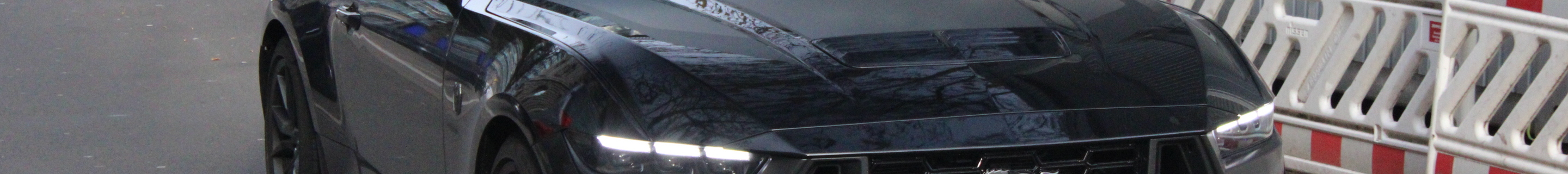 Ford Mustang Dark Horse 2024