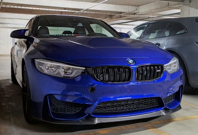 BMW M4 F82 CS