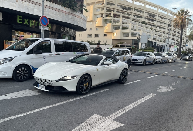 Ferrari Roma Spider