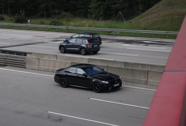 Mercedes-AMG E 63 S W213