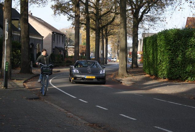Porsche 718 Cayman S