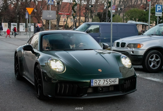 Porsche 992 Carrera 4 GTS MkII