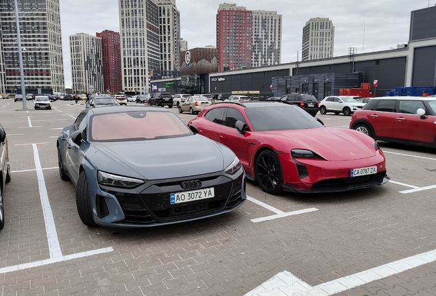 Porsche Taycan GTS Sport Turismo