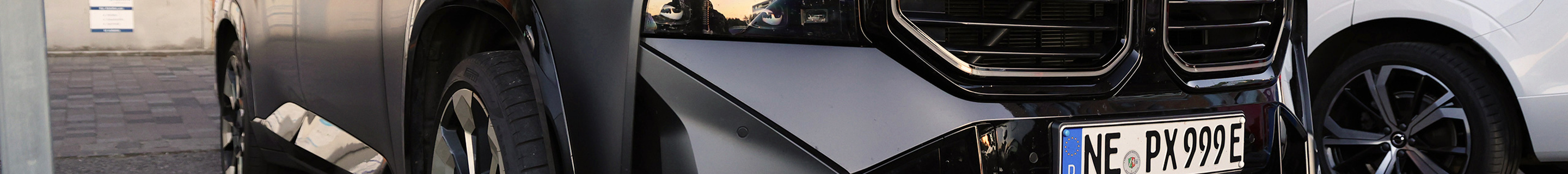 BMW XM G09