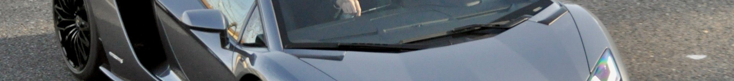 Lamborghini Aventador S LP740-4