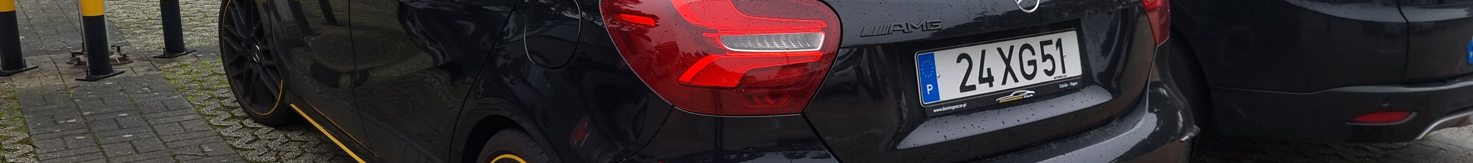 Mercedes-AMG A 45 W176 Yellow Night Edition