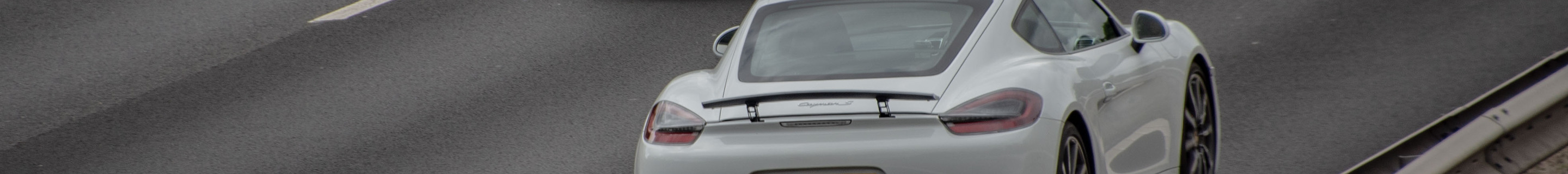 Porsche 981 Cayman S