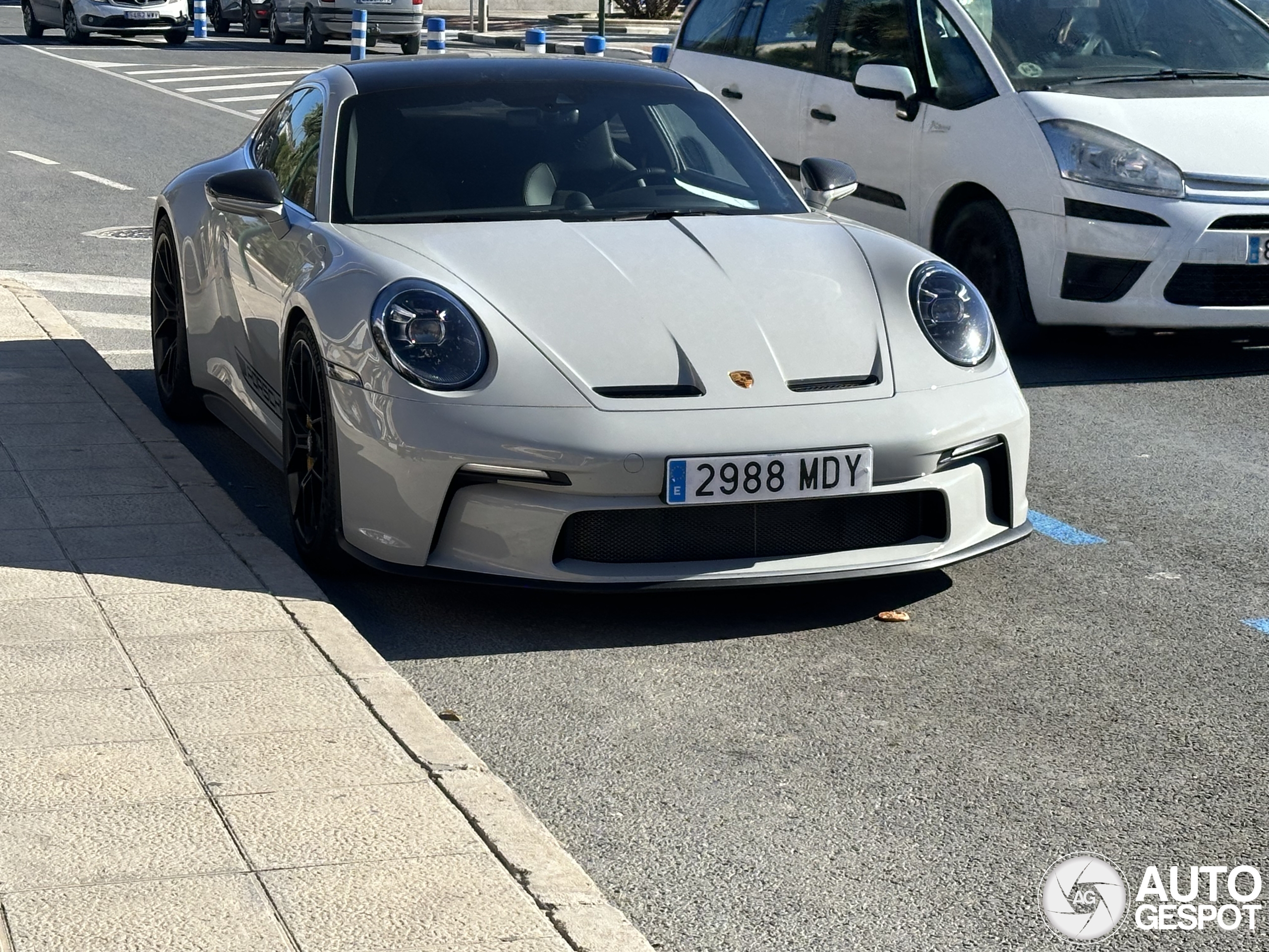 Porsche 992 GT3 Touring MkI
