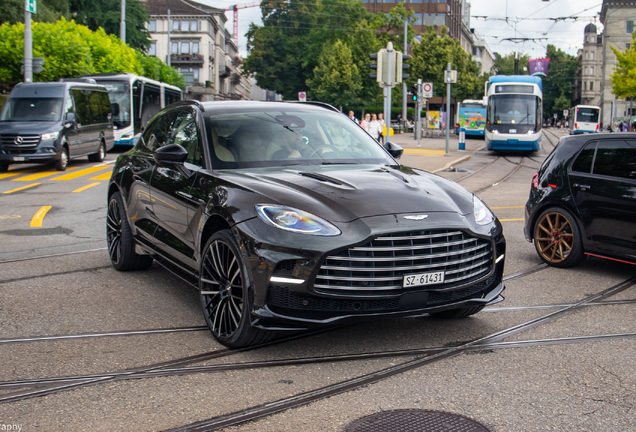 Aston Martin DBX707