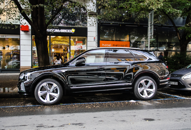 Bentley Bentayga Azure 2024