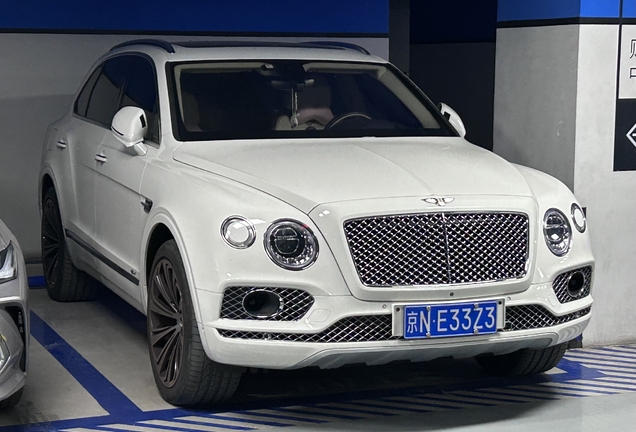 Bentley Bentayga Hybrid